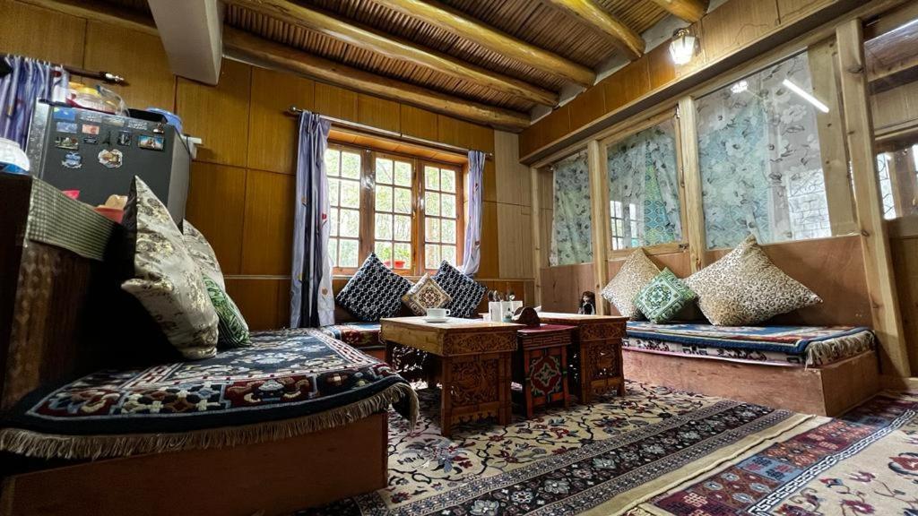Hidden Leaf Homestay Leh Eksteriør bilde