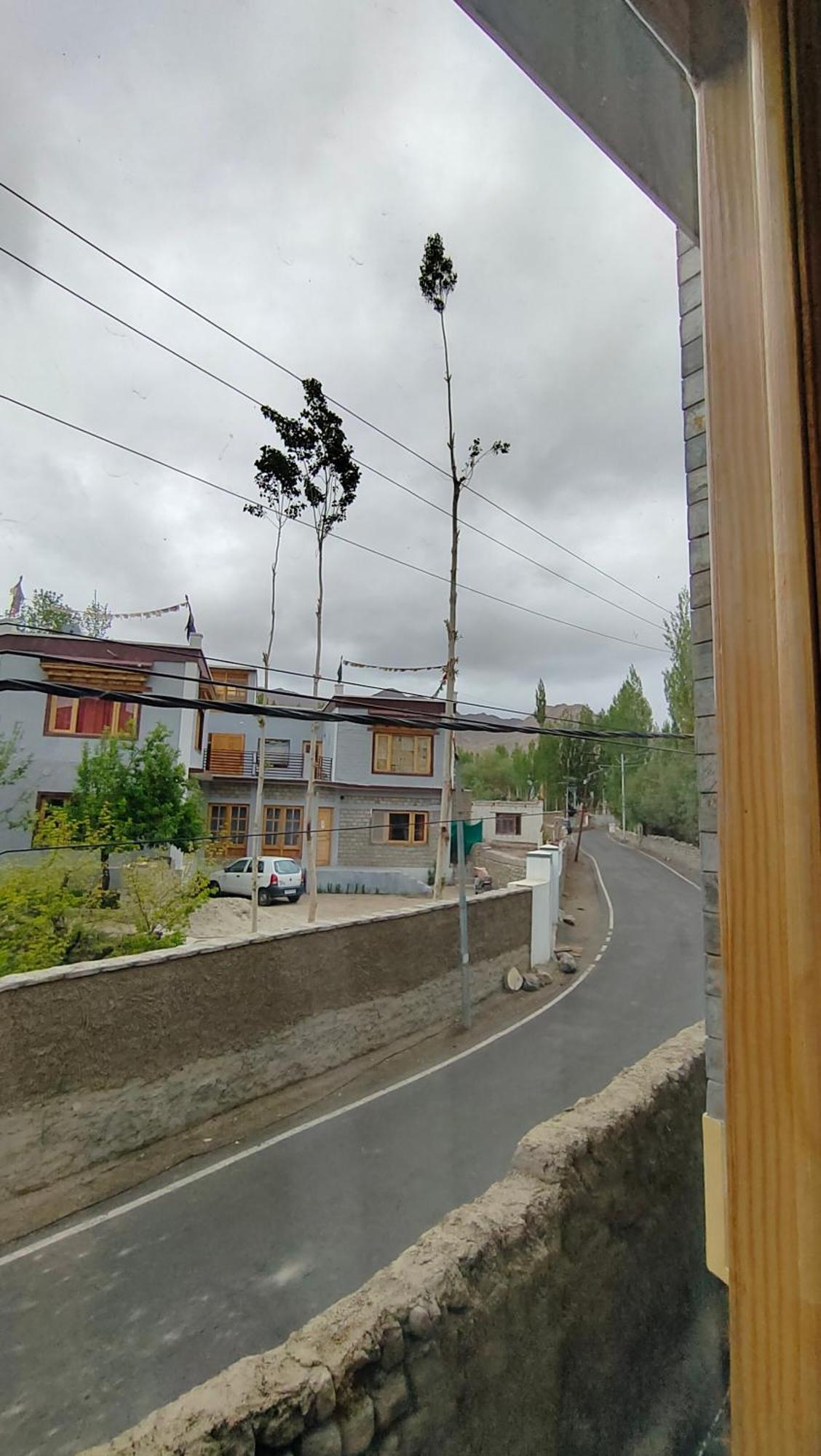 Hidden Leaf Homestay Leh Rom bilde