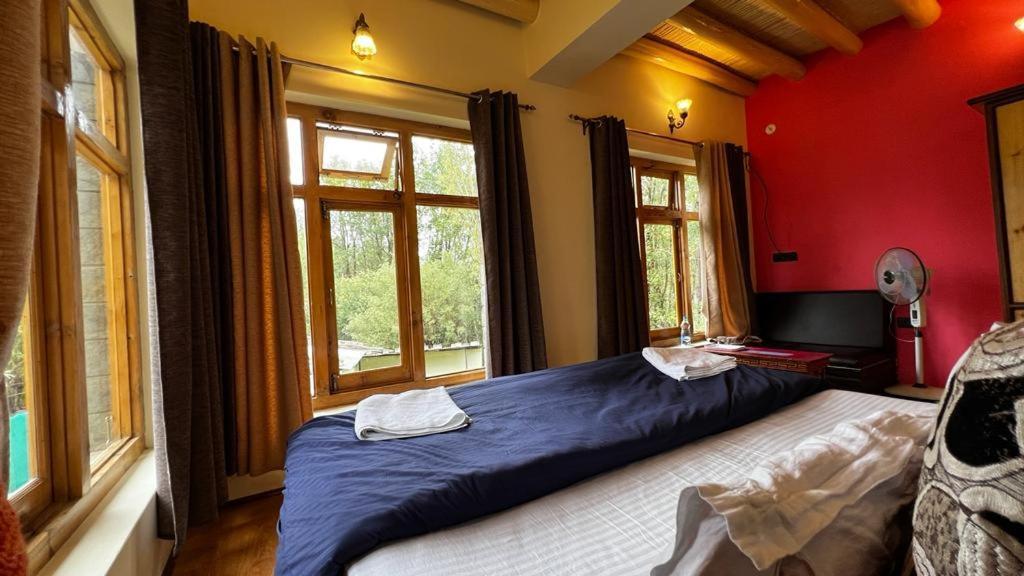 Hidden Leaf Homestay Leh Rom bilde