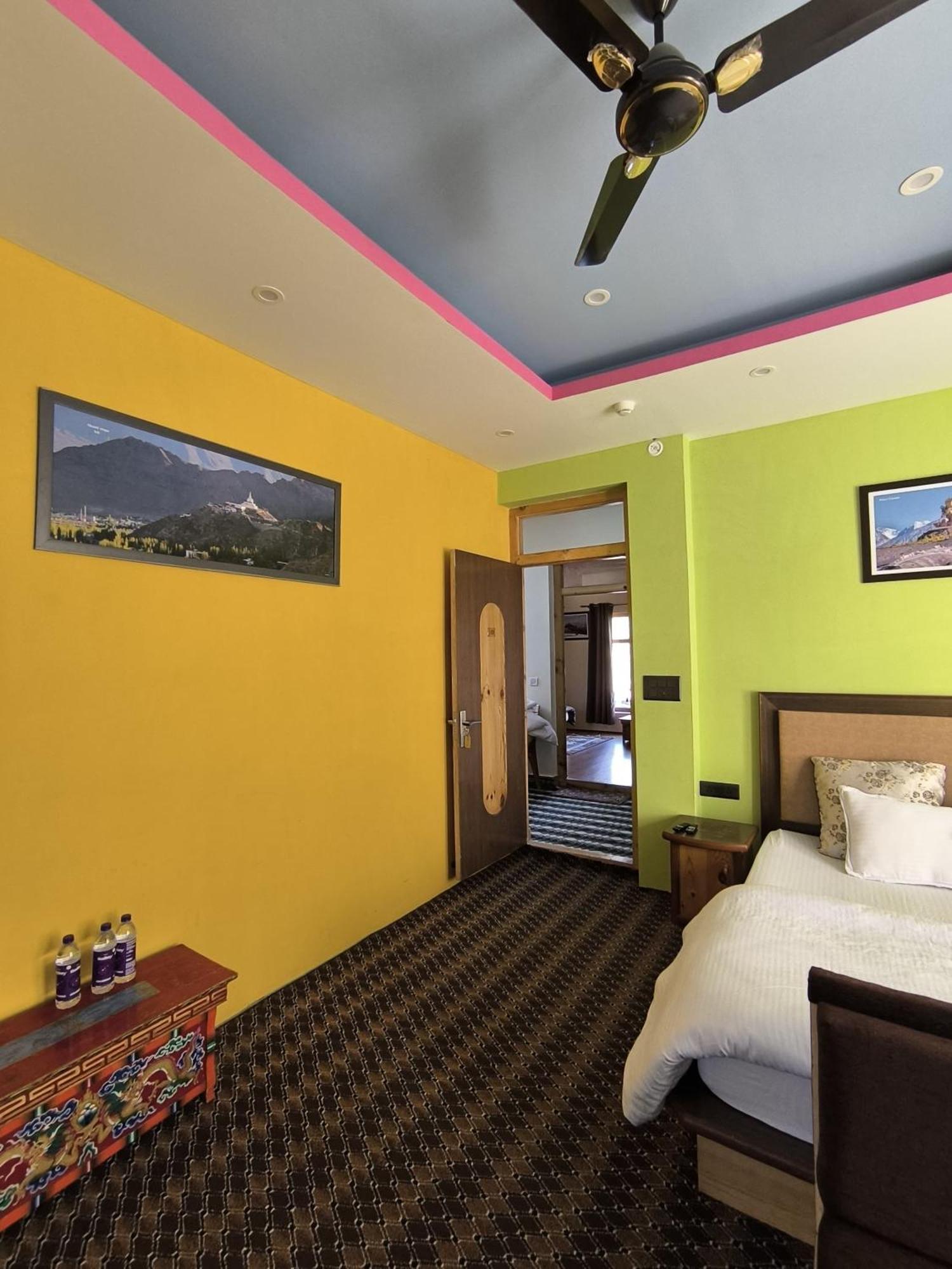 Hidden Leaf Homestay Leh Rom bilde